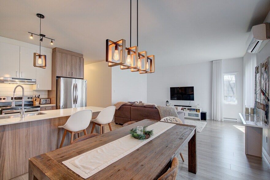 More Photos Of 108 Rue Bruno-Dion, Blainville Apartments For Sale