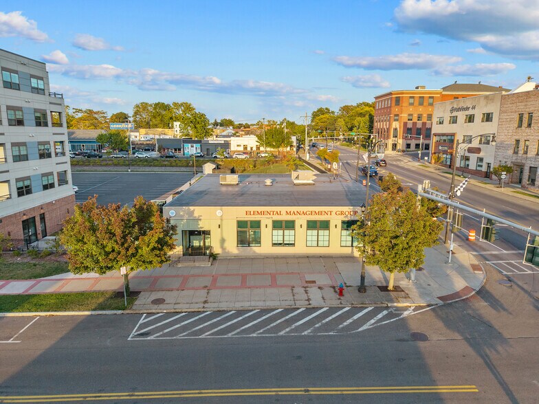 More Photos Of 91 E 1st St, Oswego Office For Sale