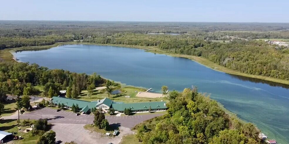 More Photos Of 501-550 Quadna Rd, Hill City Hotel For Sale