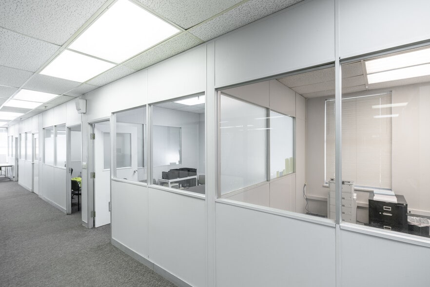 More Photos Of 243-245 N Lane Ave, Jacksonville Service For Sale