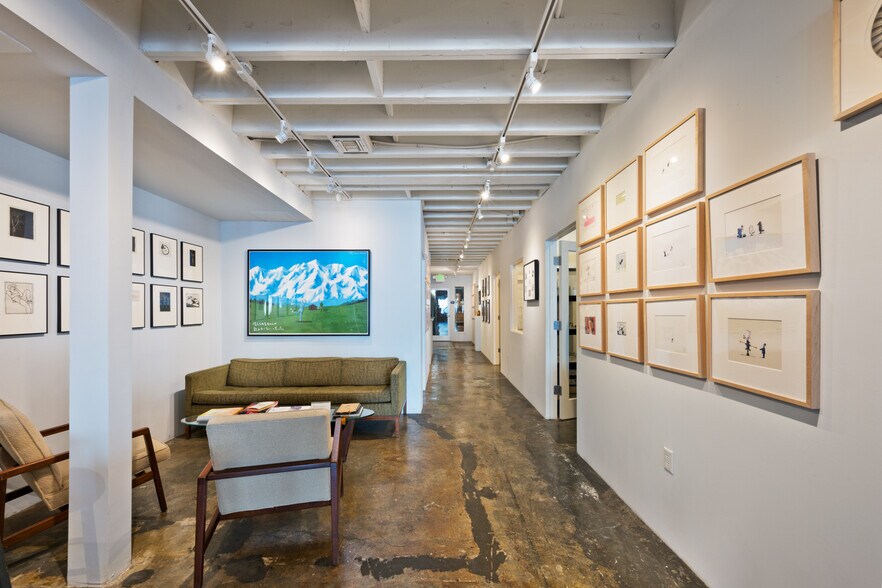 More Photos Of 3347 Motor Ave, Los Angeles Loft Creative Space For Lease