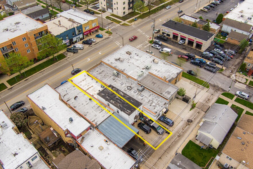 More Photos Of 7409 W Irving Park, Chicago General Retail For Sale