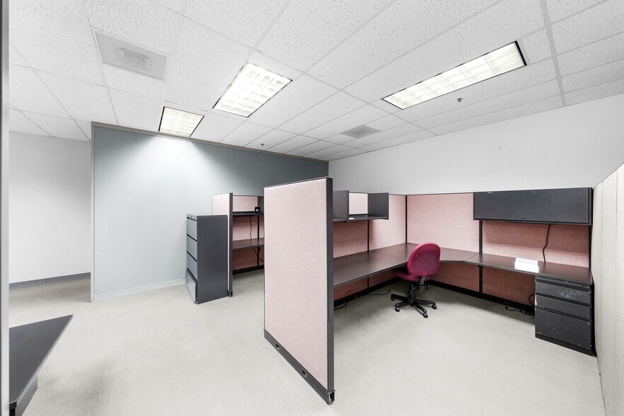 More Photos Of 601 S Sanden Blvd, Wylie Medical For Lease