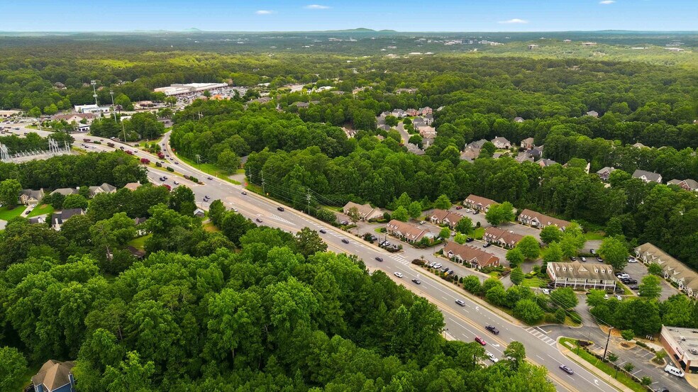 More Photos Of 100-126 Prospect Pl, Alpharetta Office For Sale
