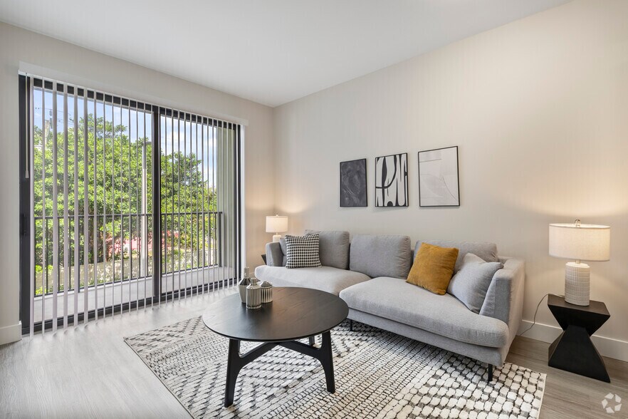 More Photos Of 8400 NW 27th Ave, Miami Apartments For Lease