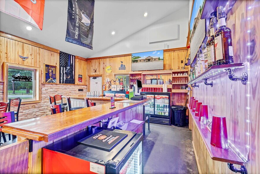 More Photos Of 2579 Douglas Ave, Brewton Restaurant For Sale