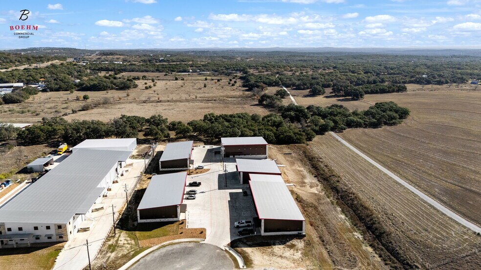 More Photos Of 50 Worth Dr, Boerne Warehouse For Lease
