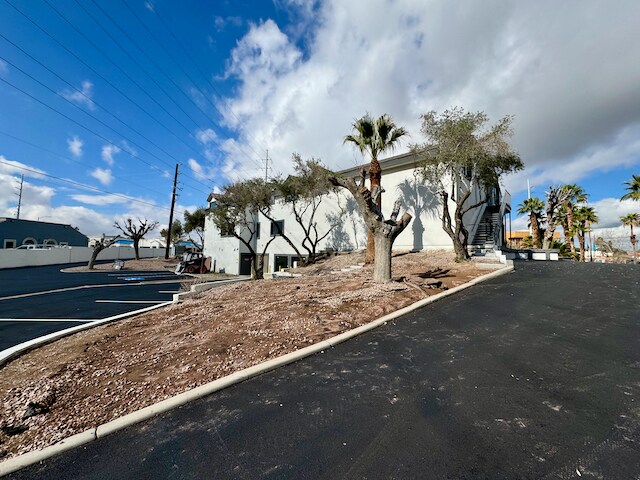 More Photos Of 4386 S Eastern Ave, Las Vegas Office For Sale