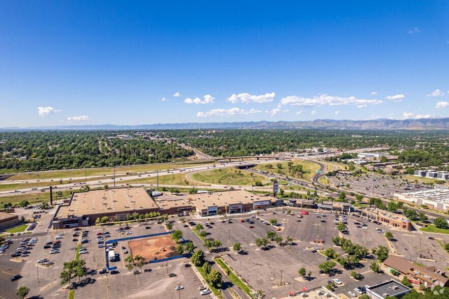 More Photos Of 7370-7450 W 52nd Ave, Arvada General Retail For Lease
