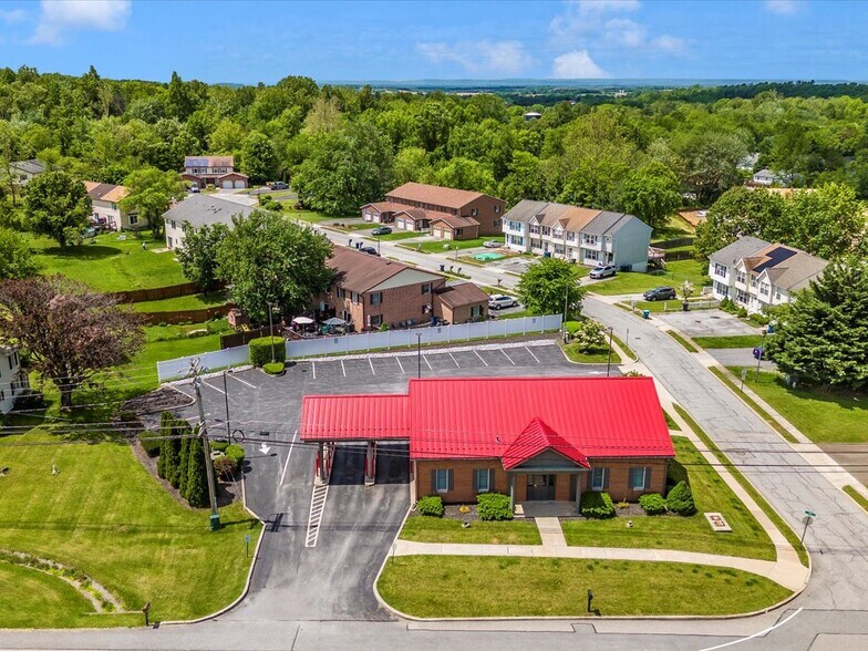 More Photos Of 100 S Main St, Smithsburg Bank For Sale