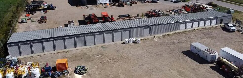More Photos Of 952 Boulder Blvd, Stony Plain Self Storage For Sale