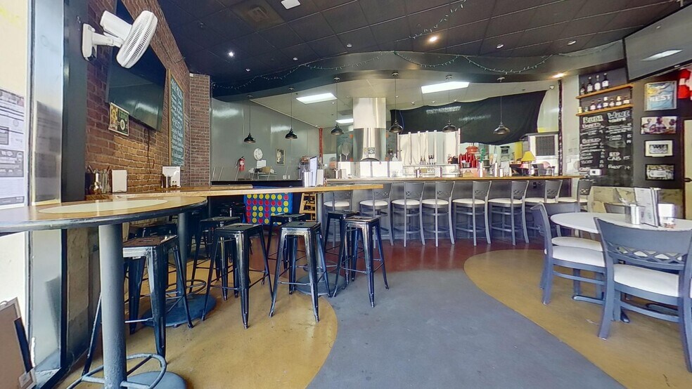 More Photos Of 520-550 Deep Valley Dr, Rolling Hills Estates General Retail For Lease