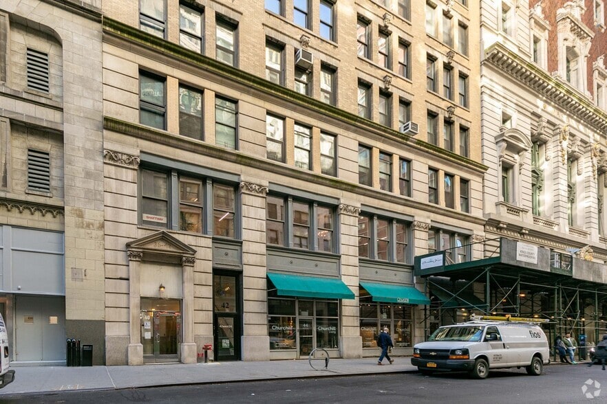 More Photos Of 44 W 24th St, New York Apartments For Lease