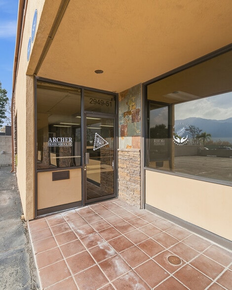 More Photos Of 2943-2947 Foothill Blvd, La Crescenta Medical For Lease