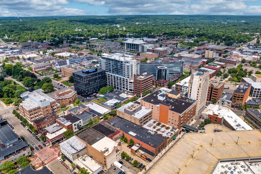 More Photos Of 125 S Kalamazoo Mall, Kalamazoo Apartments For Sale