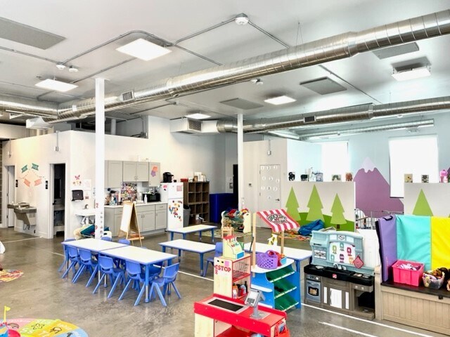 More Photos Of 2954 Havana St, Denver General Retail For Sale