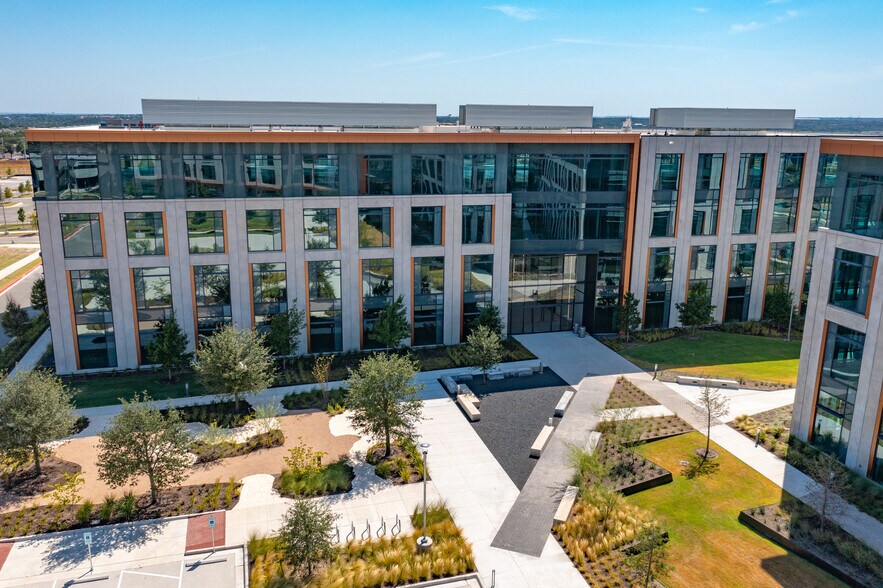 More Photos Of Parmer 5.1, Austin Unknown For Lease