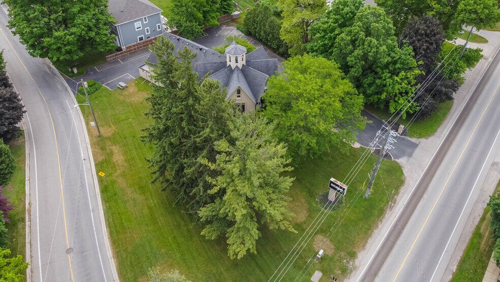 More Photos Of 646 Mount Pleasant Rd, Brant Freestanding For Sale