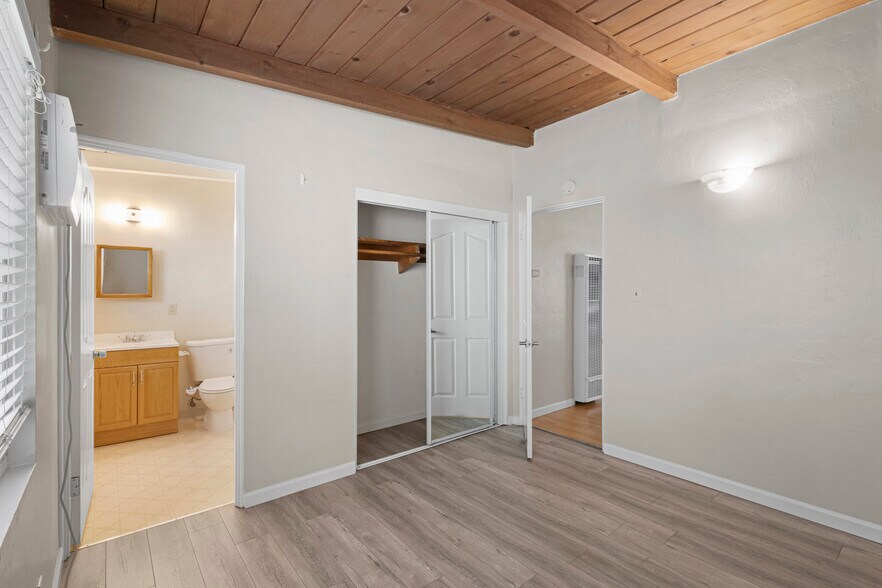 More Photos Of 310 Gladys Ave, Mountain View Apartments For Sale