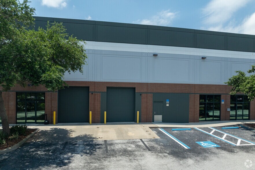 More Photos Of 2005 Gandy Blvd, Saint Petersburg Unknown For Lease