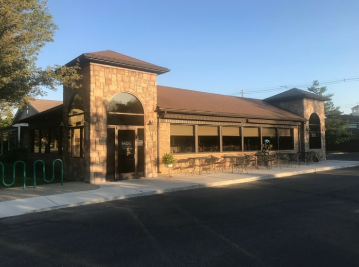 More Photos Of 8200 Macomb St, Grosse Ile Township Restaurant For Sale