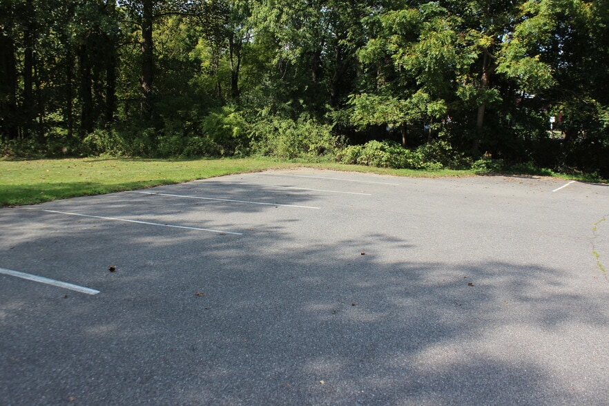 More Photos Of 205 State Route 31 N, Washington Office Residential For Lease