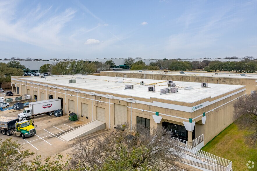 More Photos Of 8901 Wall St, Austin Warehouse For Lease