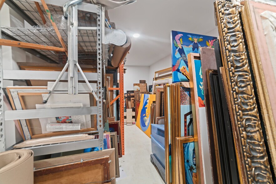 More Photos Of 370 E Prospect Rd, Oakland Park Office For Sale