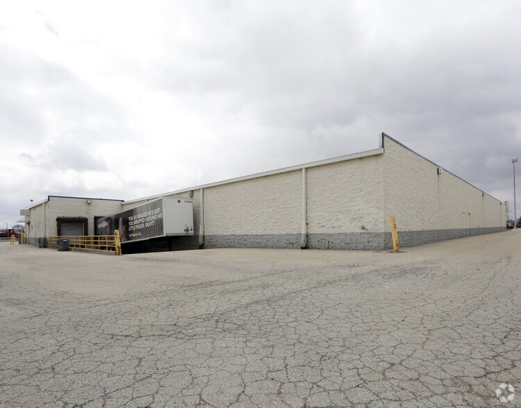 More Photos Of 3128 Voyager Ln, Joliet Freestanding For Lease