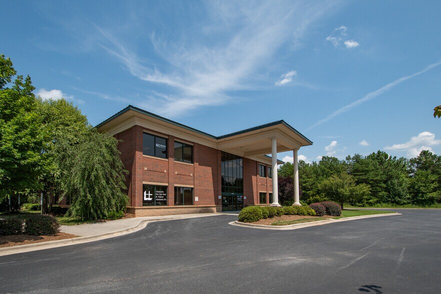 More Photos Of 530 Corporate Cir, Salisbury Office For Sale