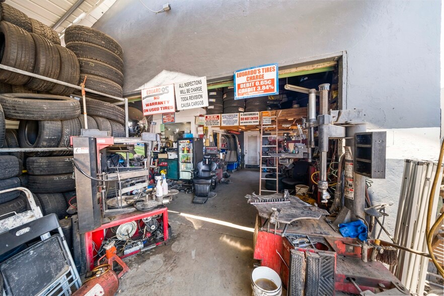 More Photos Of 3362 National Ave, San Diego Service For Sale