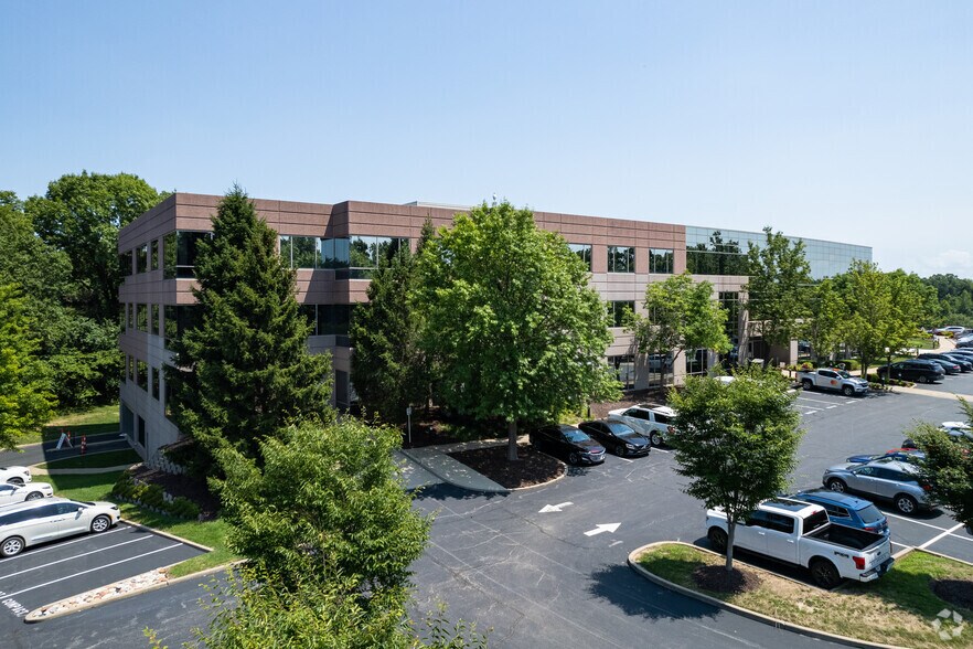 More Photos Of 5555 Winghaven Blvd, O'Fallon Office For Lease