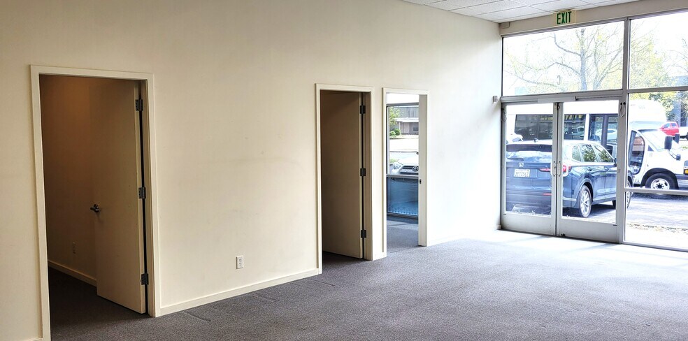 More Photos Of 5420 State Farm Dr, Rohnert Park Light Manufacturing For Lease