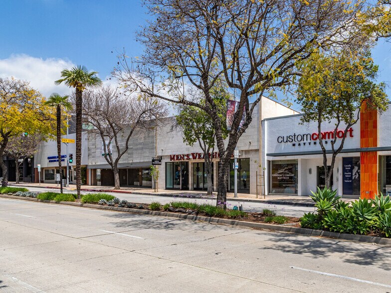 More Photos Of 396-400 S Lake Ave, Pasadena Storefront For Sale
