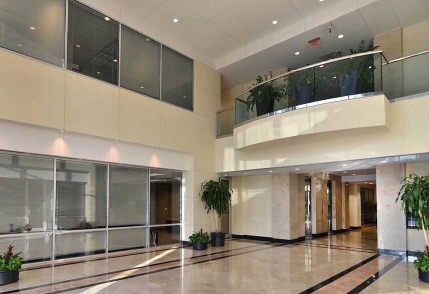 More Photos Of 911 N Central Pky, San Antonio Office For Lease