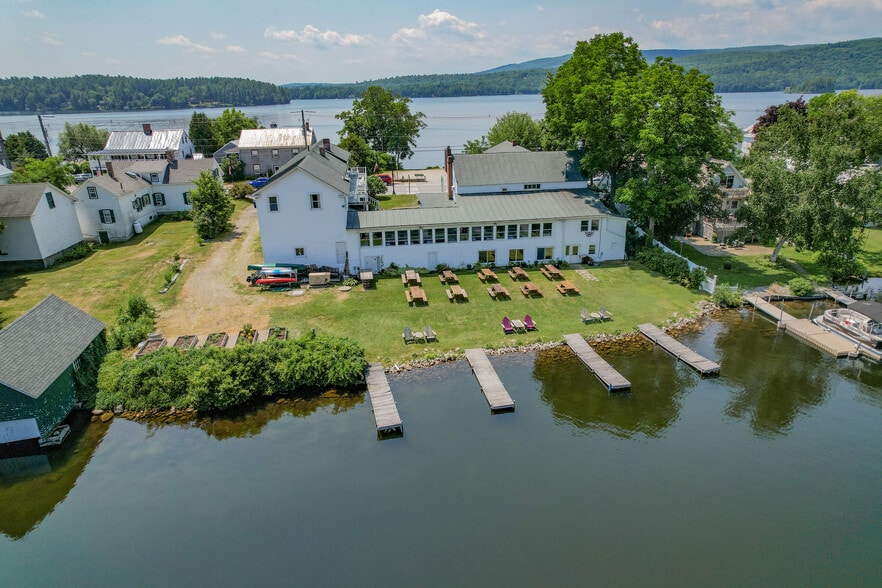 More Photos Of 157 Main St, Belgrade Hotel For Sale