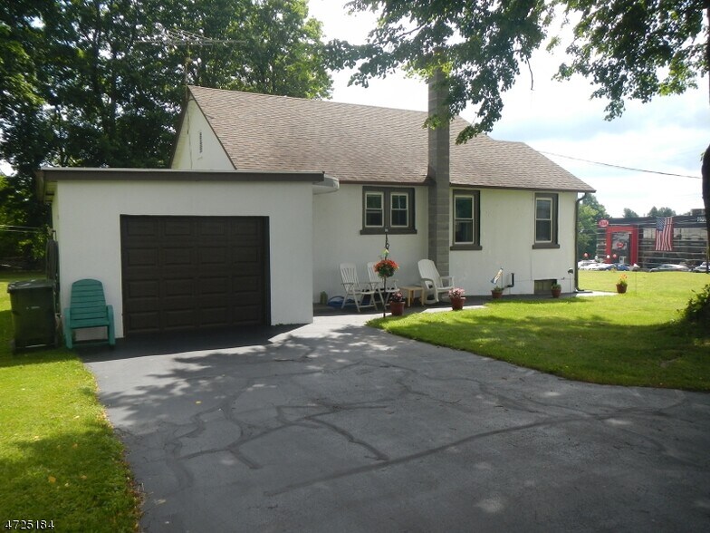 More Photos Of 482 US Highway 46 W, Hackettstown Flex For Sale