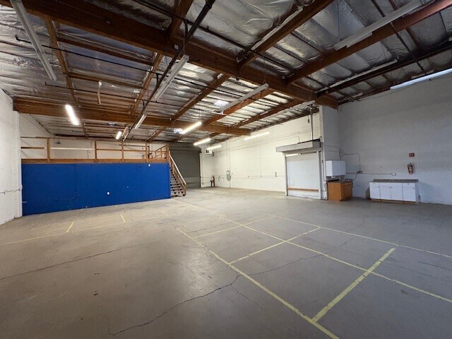 More Photos Of 20-24 Mark Dr, San Rafael Manufacturing For Lease