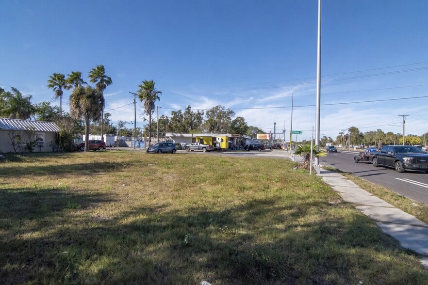More Photos Of 10007 S US Highway 41, Gibsonton Land For Sale