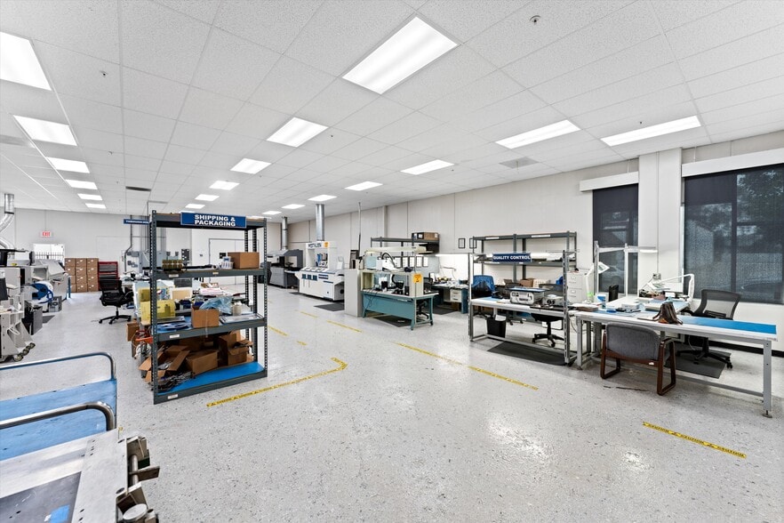 More Photos Of 7433-7439 Lampson Ave, Garden Grove Warehouse For Sale