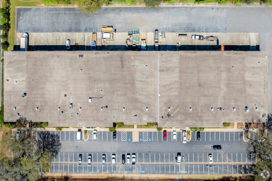 More Photos Of 1701 Westfork Dr, Lithia Springs Industrial For Sale