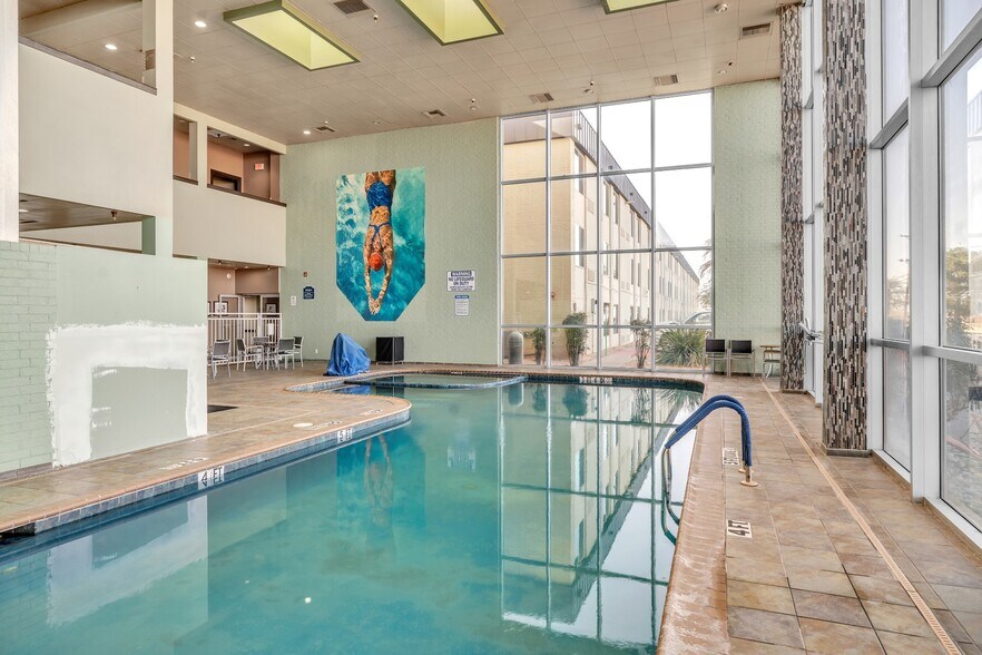 More Photos Of 3100 W Wall St, Midland Hotel For Sale