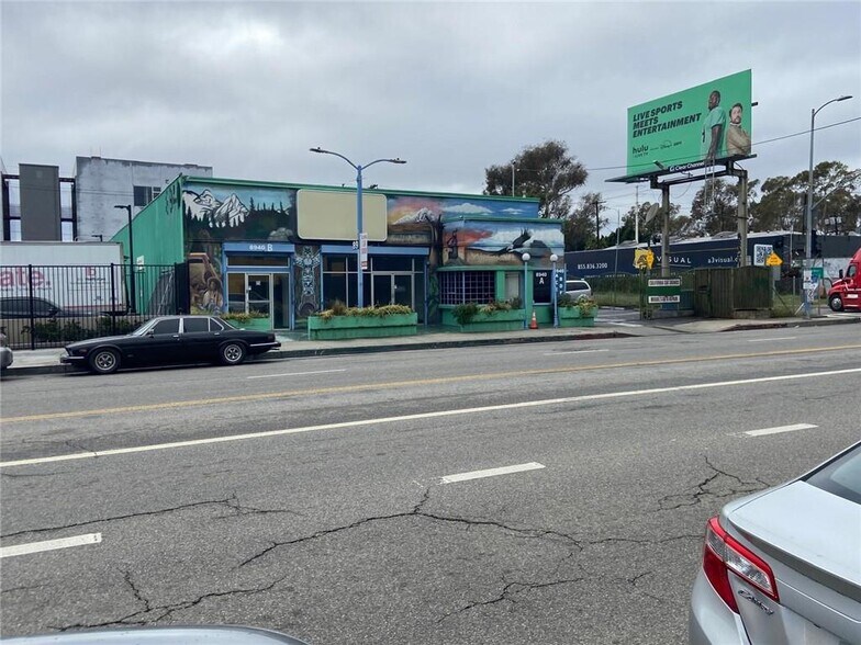 More Photos Of 8940 National Blvd, Los Angeles General Retail For Sale