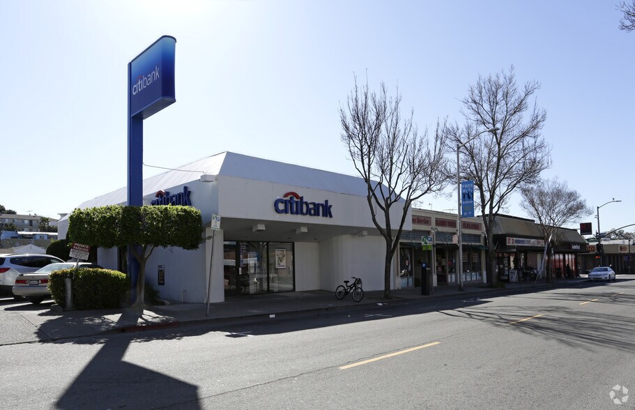 Primary Photo Of 3510-3550 Fruitvale Ave, Oakland Unknown For Lease