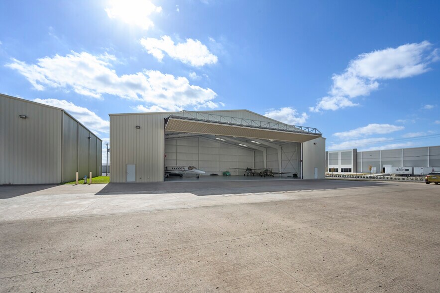 More Photos Of 1434 Airport Blvd, Mesquite Specialty For Sale