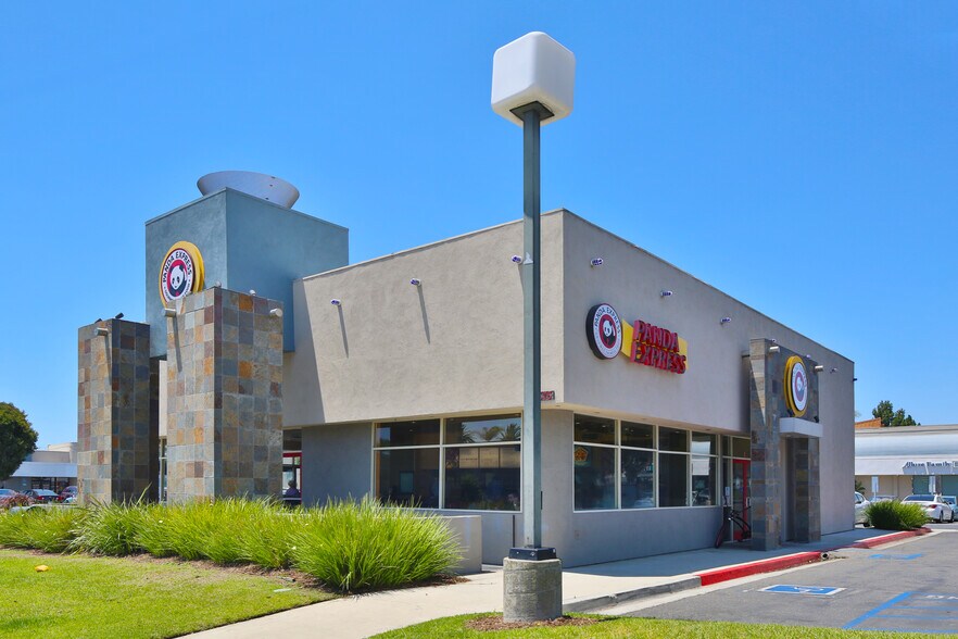 More Photos Of 18581-18631 Beach Blvd, Huntington Beach Unknown For Lease