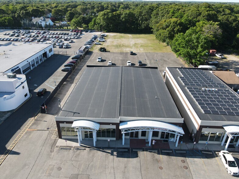 More Photos Of 1787-1797 Middle Country Rd, Centereach Storefront For Lease