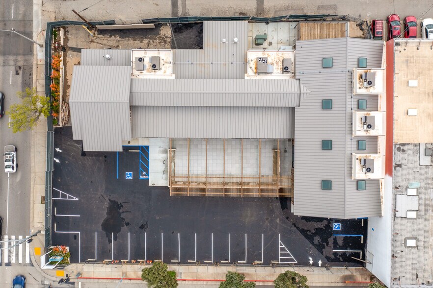 More Photos Of 1600 Lincoln Blvd, Santa Monica Freestanding For Lease