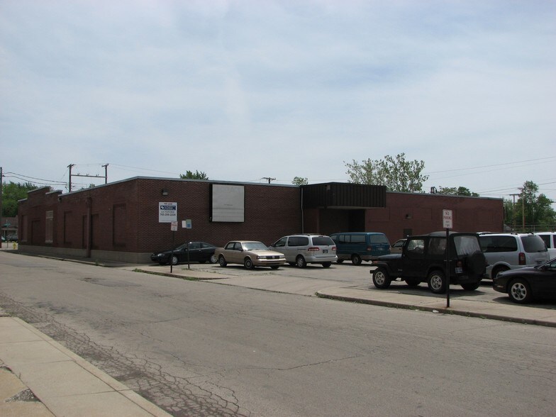 More Photos Of 1111 Seymour St, Muncie Light Manufacturing For Lease