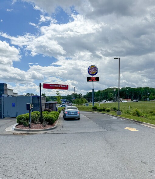 More Photos Of 11941 Maumelle Blvd, North Little Rock Fast Food For Sale